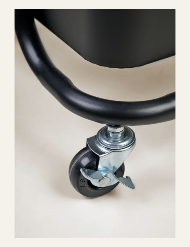 Tarjoiluvaunu musta - 4