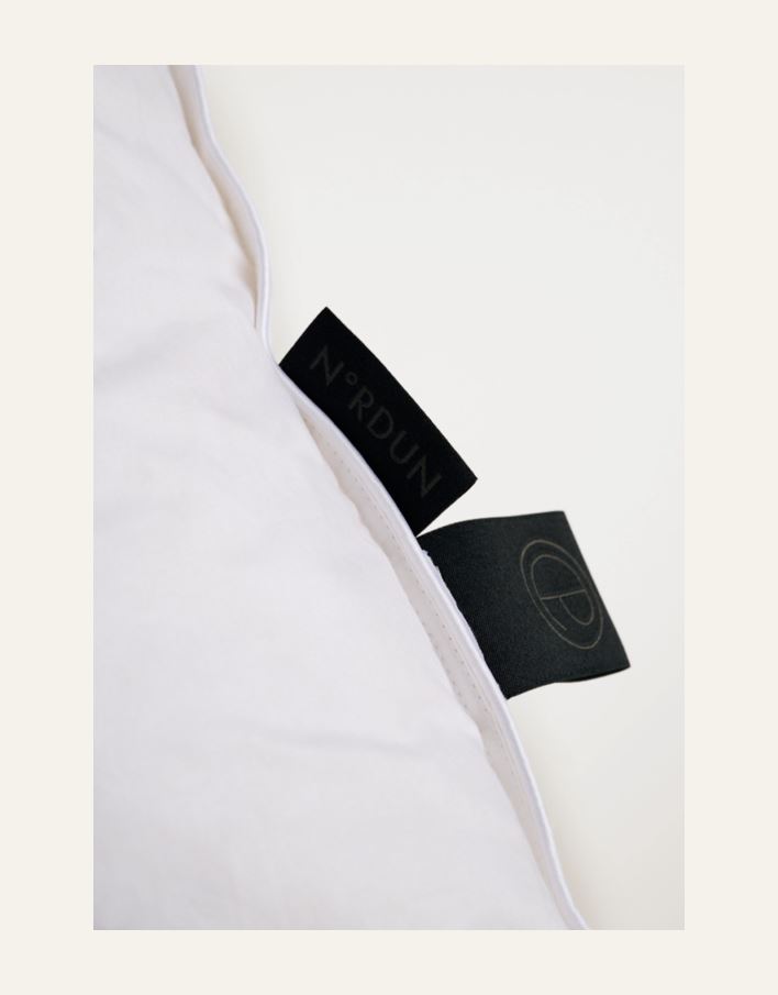 Matala untuvatyyny valkoinen - 5