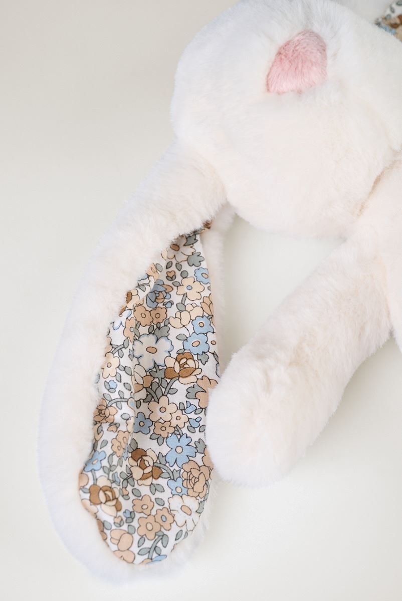 Pehmolelu valkoinen - 2