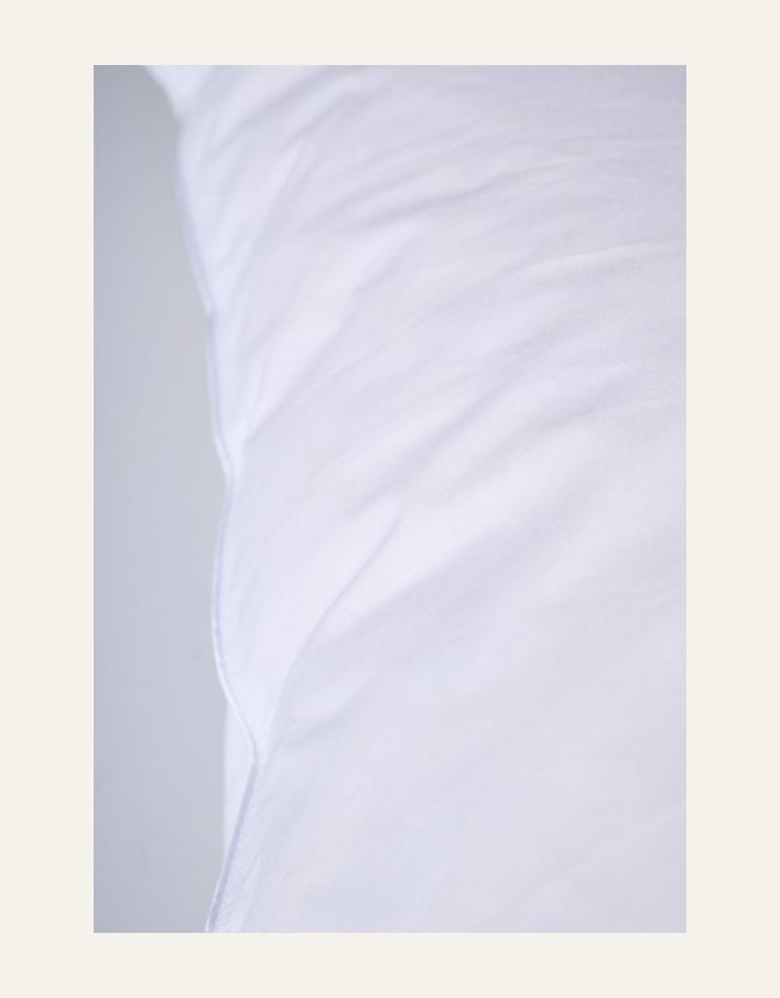 Keskikorkea höyhentyyny valkoinen - 3