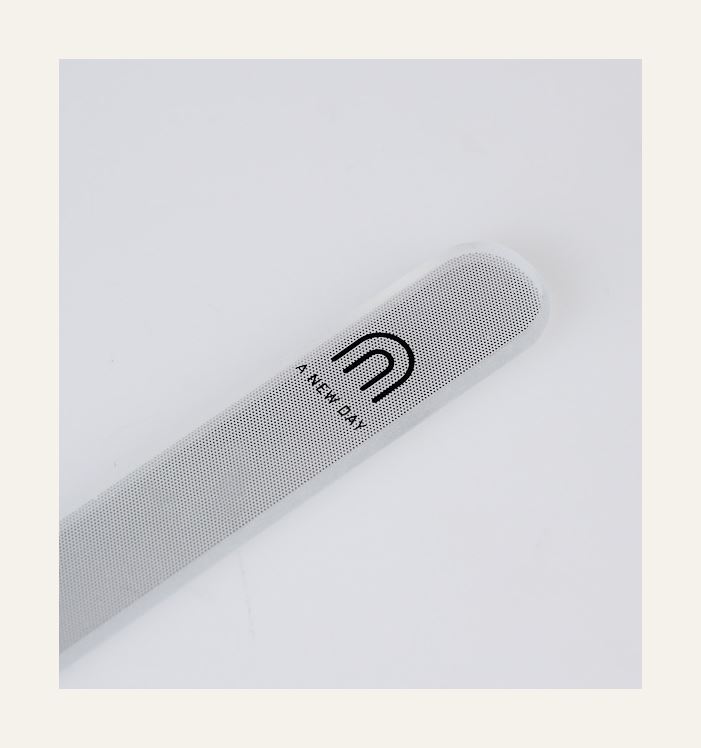 Kynsiviila läpikuultava - 3