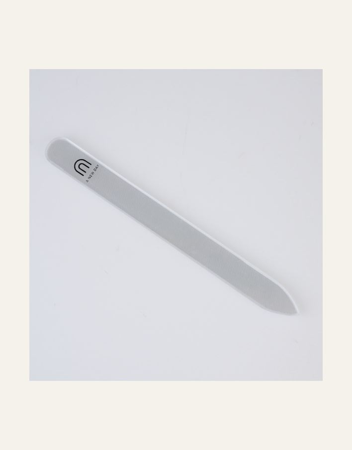 Kynsiviila läpikuultava - 2