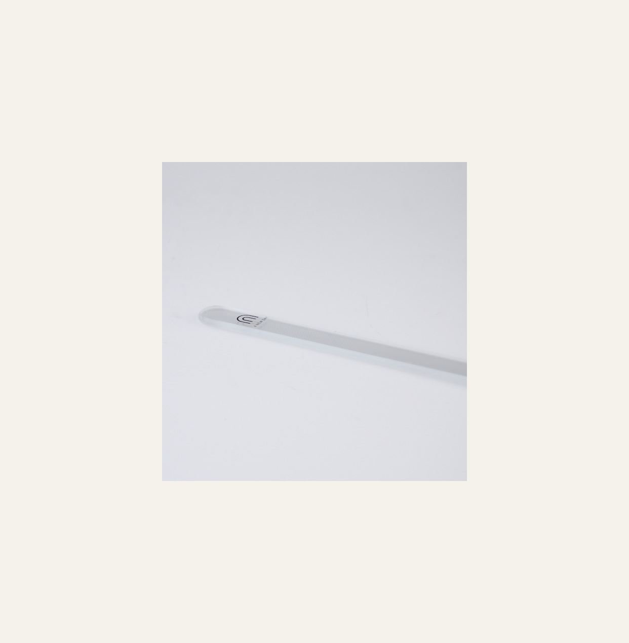 Kynsiviila läpikuultava - 4