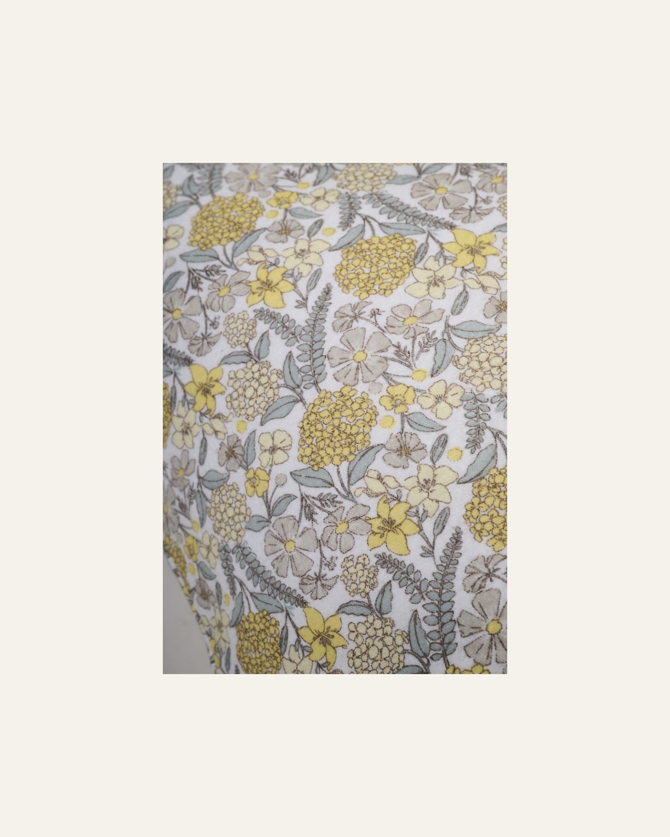 Tyynyliina moniväri/keltainen - 2