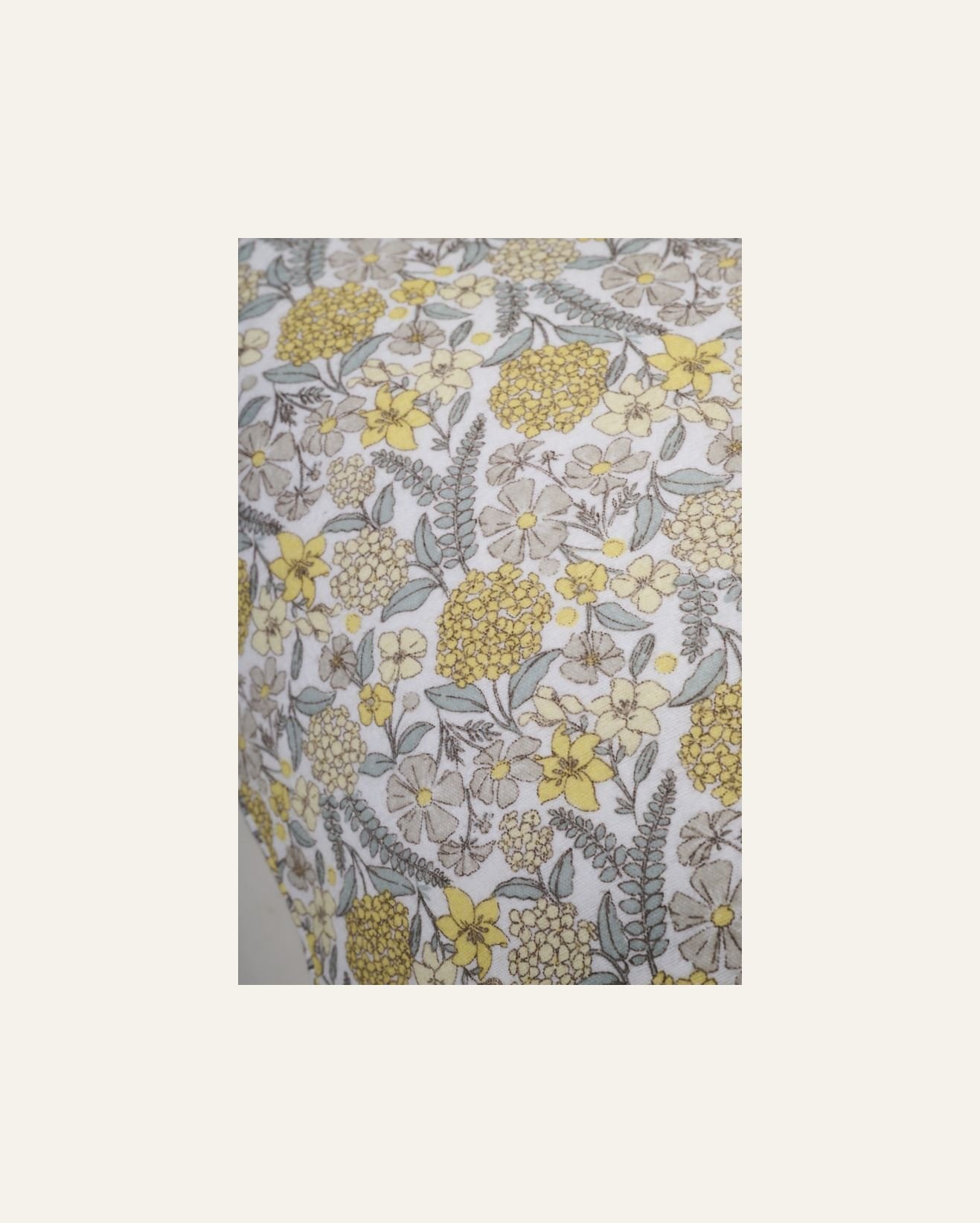 Tyynyliina moniväri/keltainen - 2