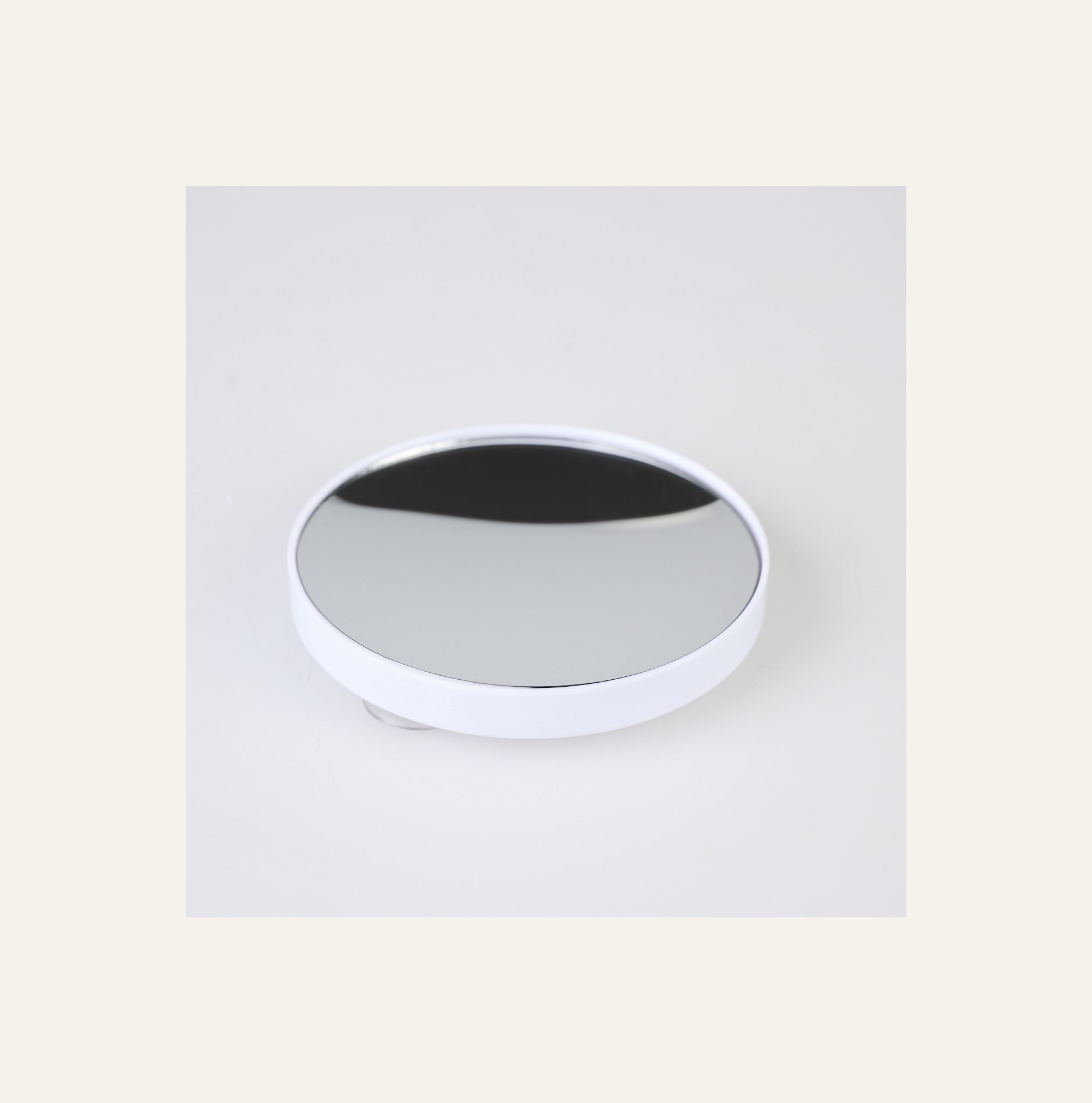 Suurentava peili moniväri - 3