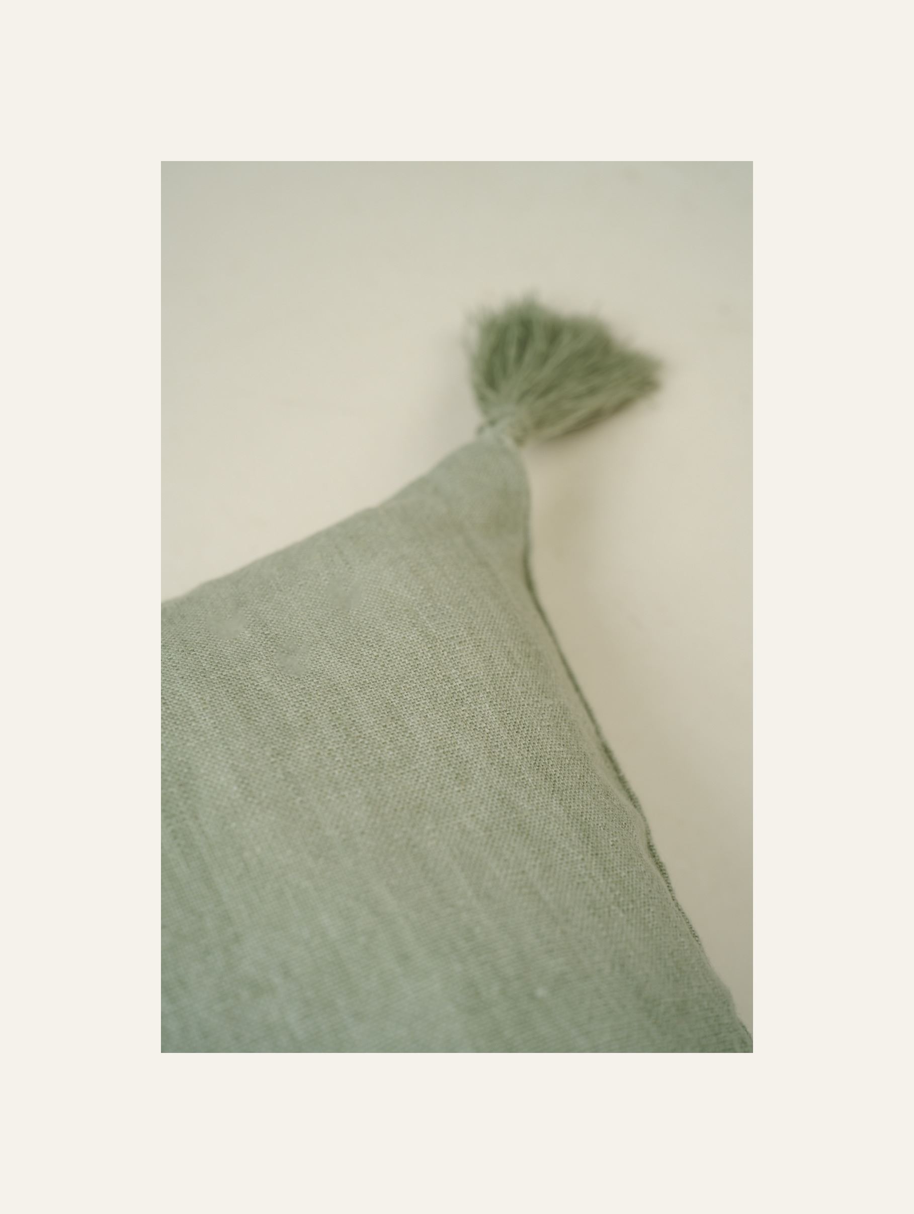 Koristetyynynpäällinen vaaleanvihreä - 2