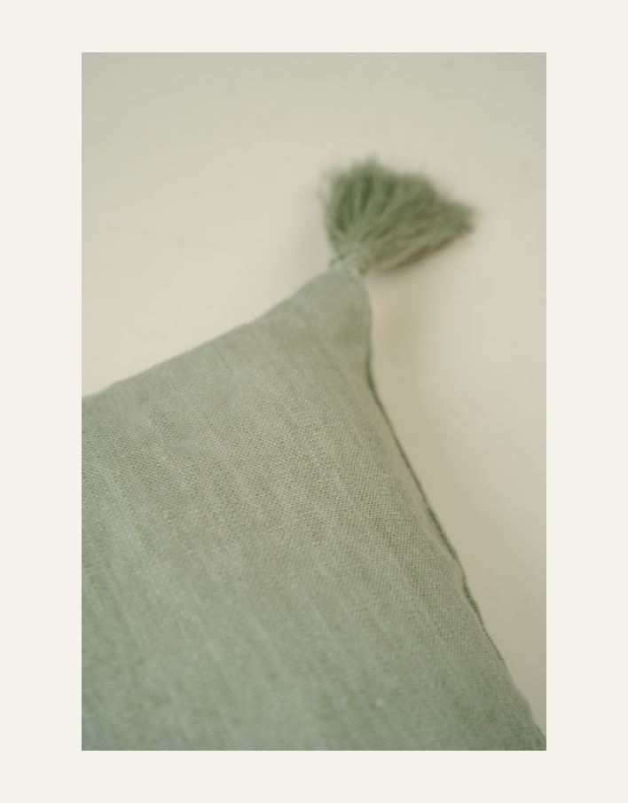 Koristetyynynpäällinen vaaleanvihreä - 2