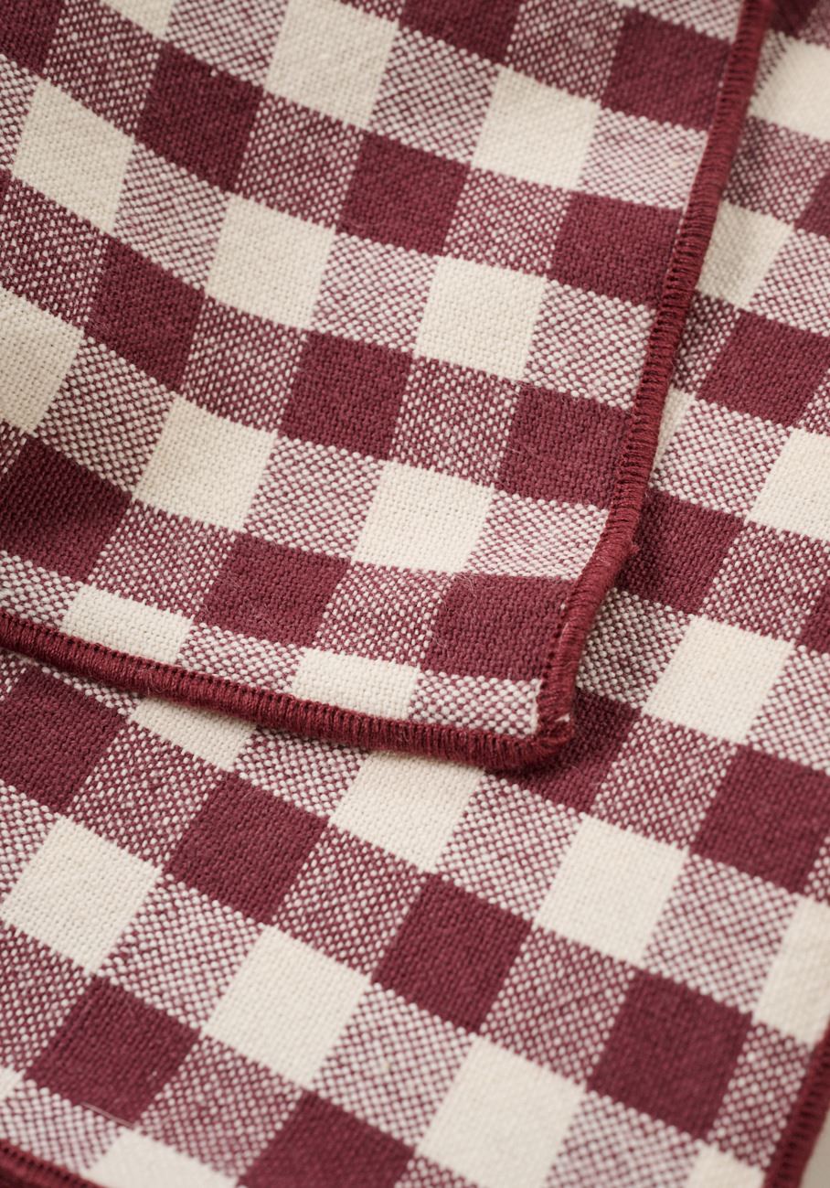 Pöytäliina viininpunainen - 2