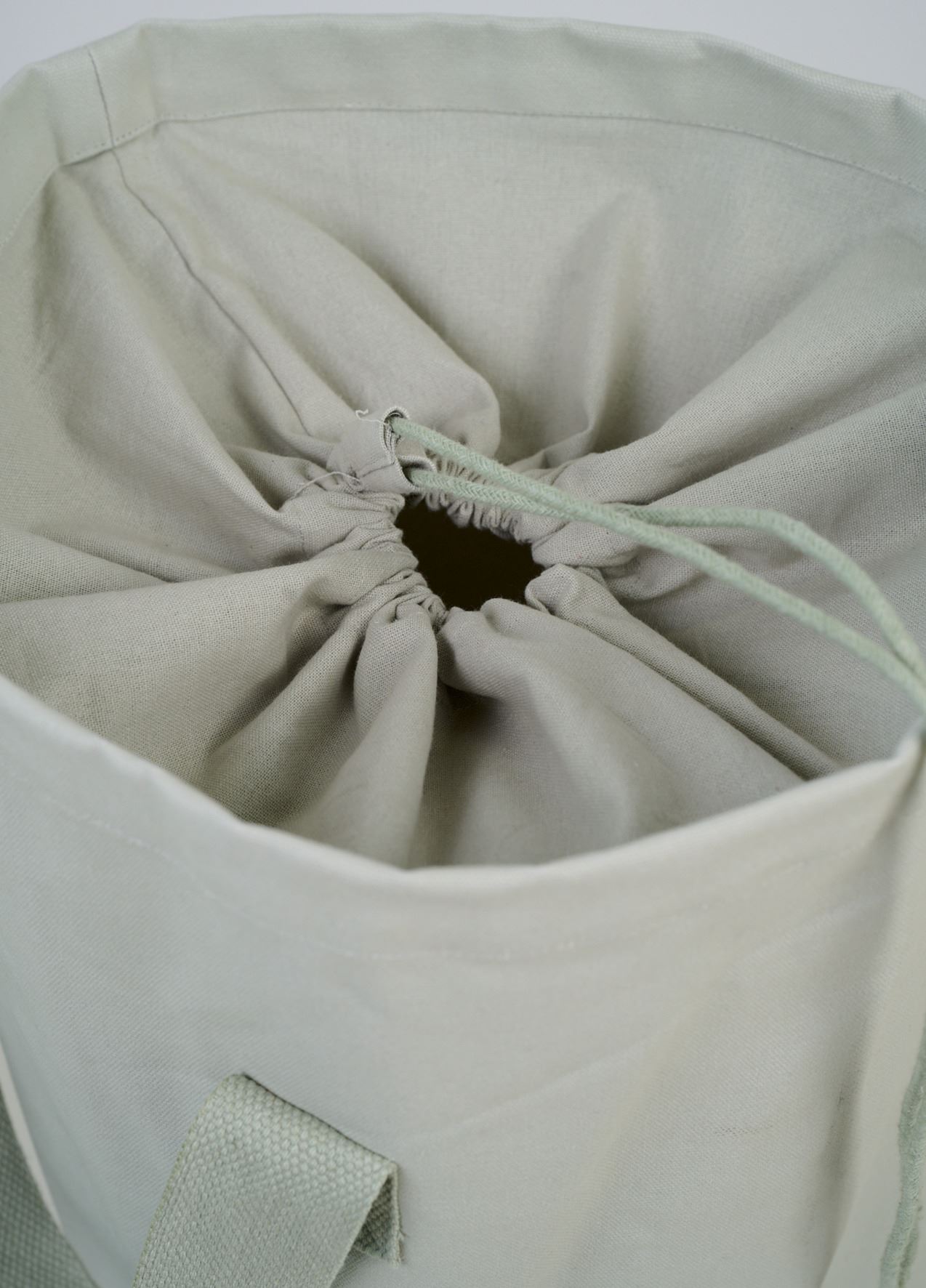 Pyykkikori vaaleanvihreä - 3