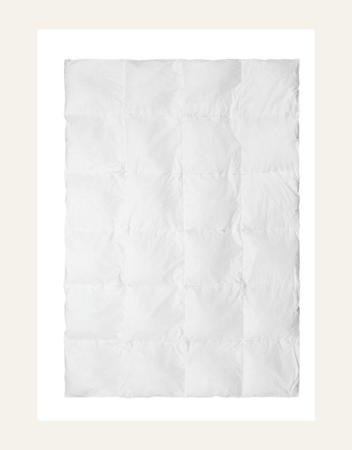 Keskilämmin untuvapeitto valkoinen - 3