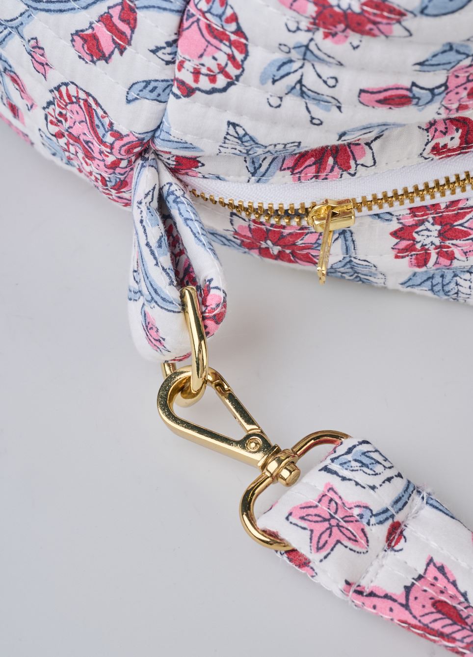 Laukku moniväri/punainen - 2