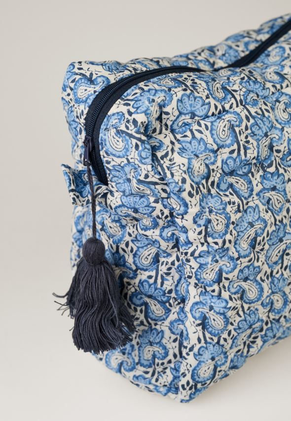 Suuri toilettilaukku sininen - 2