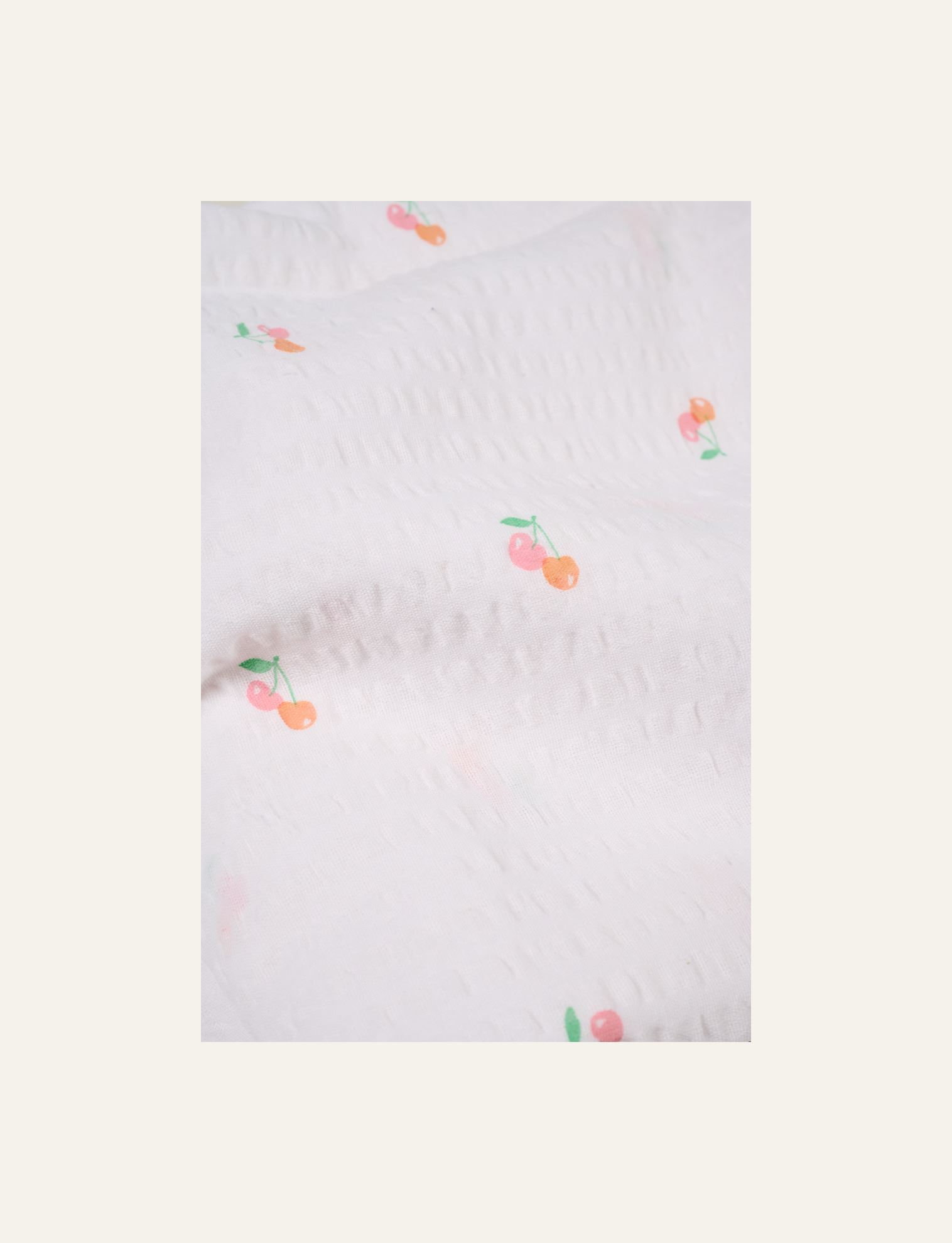 Aluslakana aprikoosi - 2