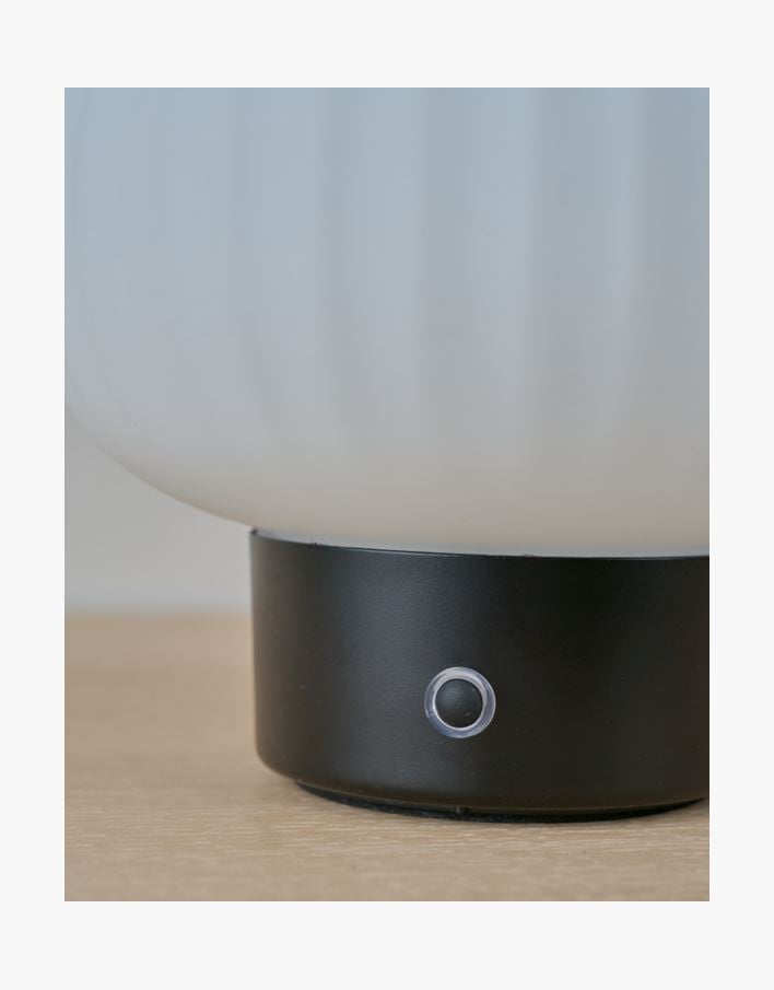 Led-lamppu musta - 13,4 cm ø15,6 musta - 1