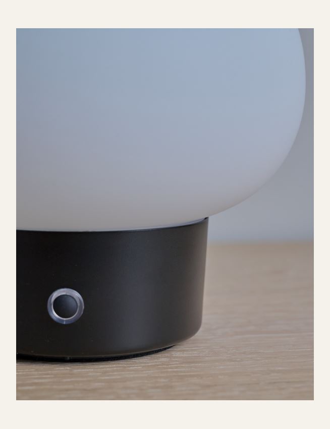 Ladattava pöytävalaisin musta - 3