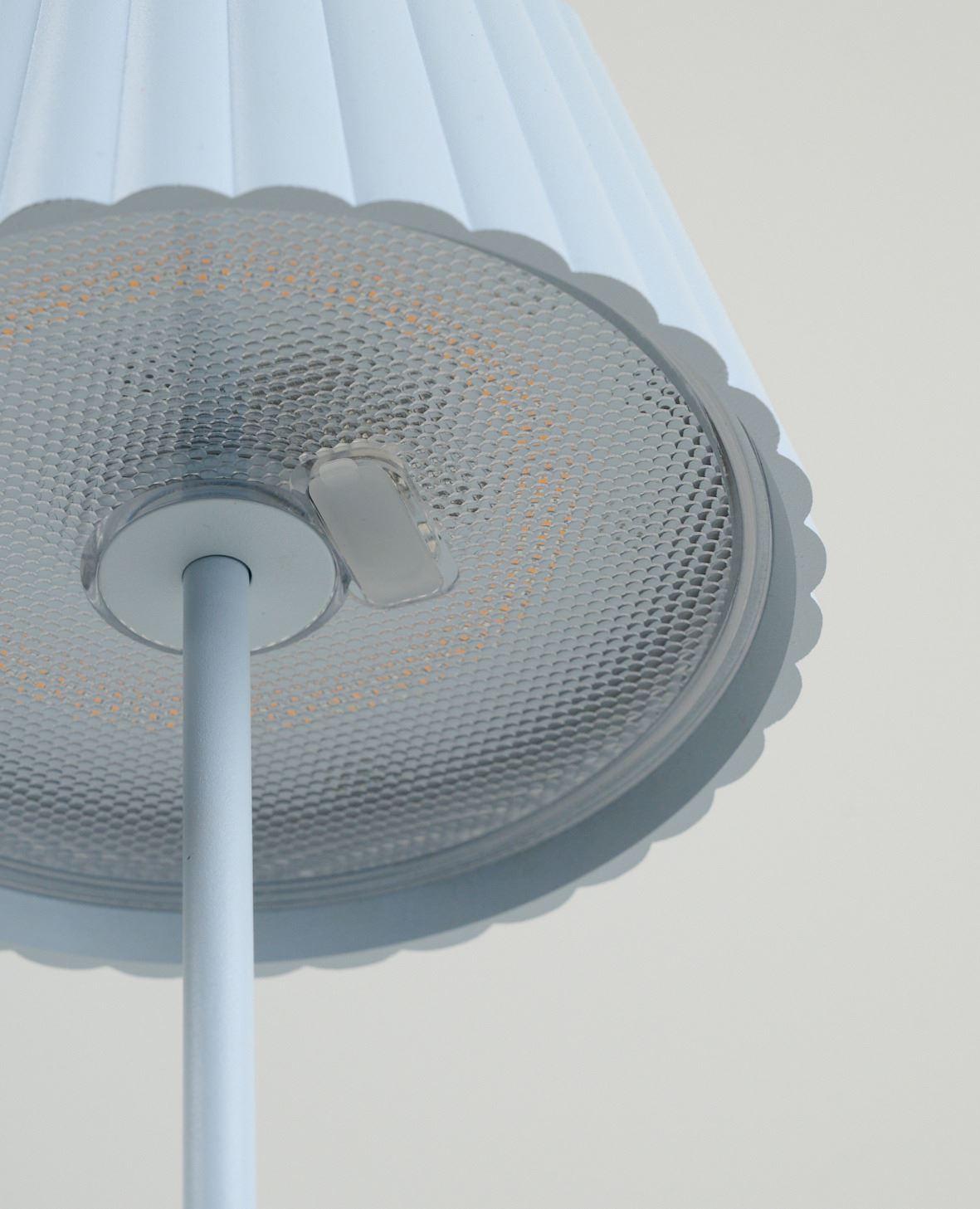 Ladattava pöytävalaisin vaaleansininen - 5