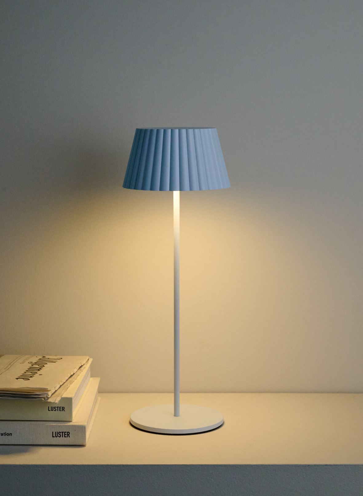 Ladattava pöytävalaisin vaaleansininen - 4