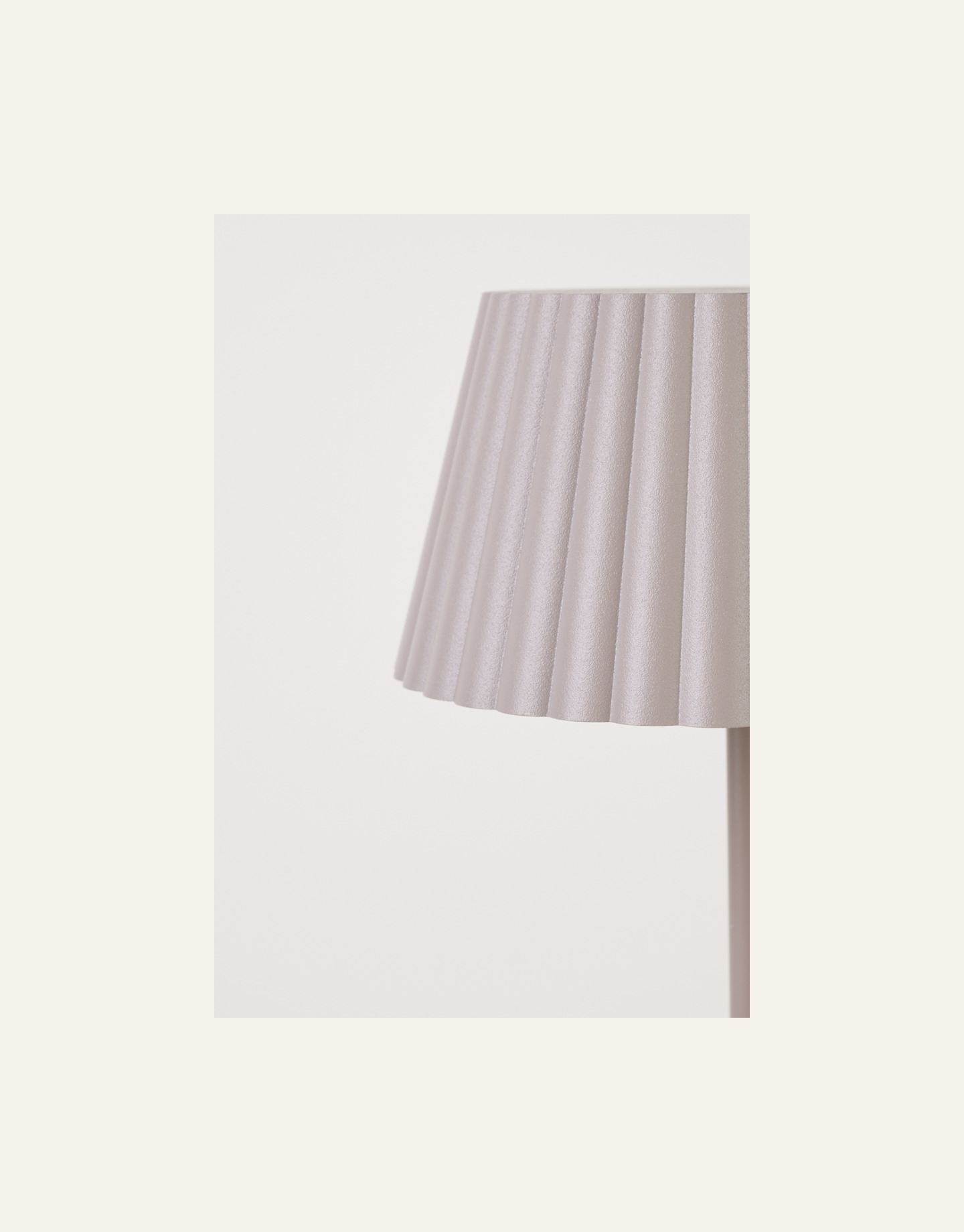 Ladattava pöytävalaisin harmaanruskea - 4