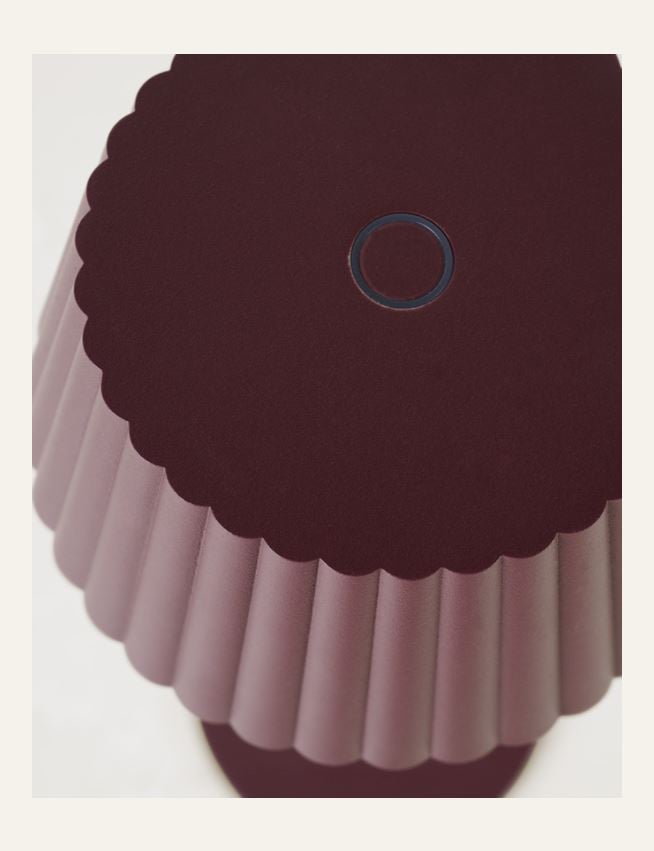 Ladattava pöytävalaisin viininpunainen - 4