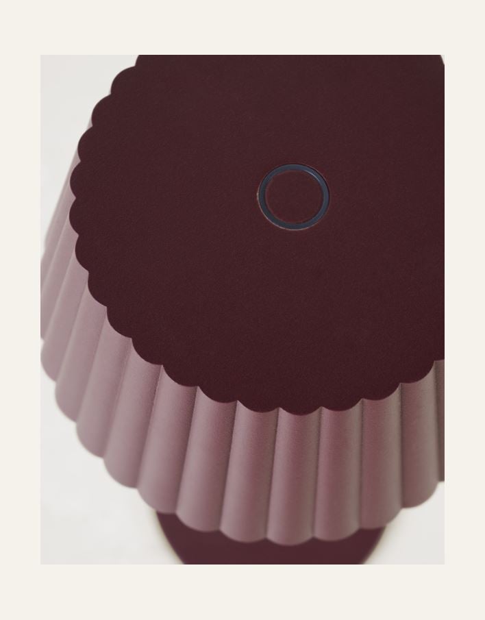 Ladattava pöytävalaisin viininpunainen - 4