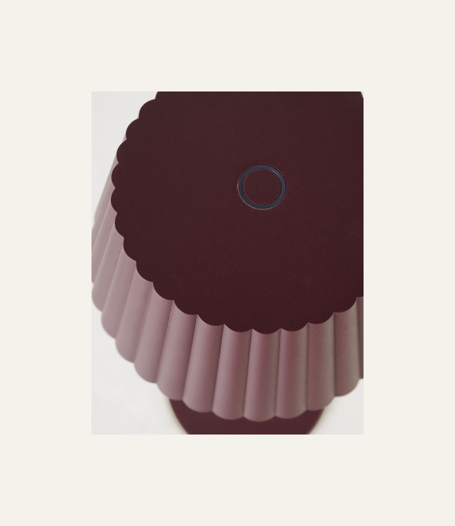 Ladattava pöytävalaisin viininpunainen - 4