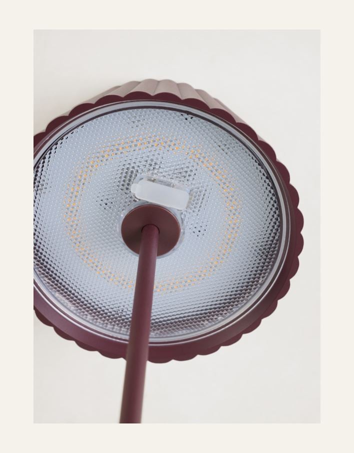 Ladattava pöytävalaisin viininpunainen - 6