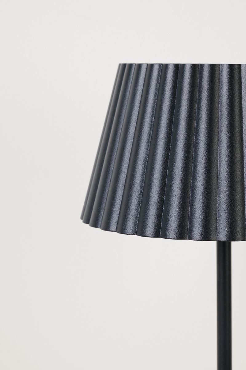 Ladattava pöytävalaisin musta - 5