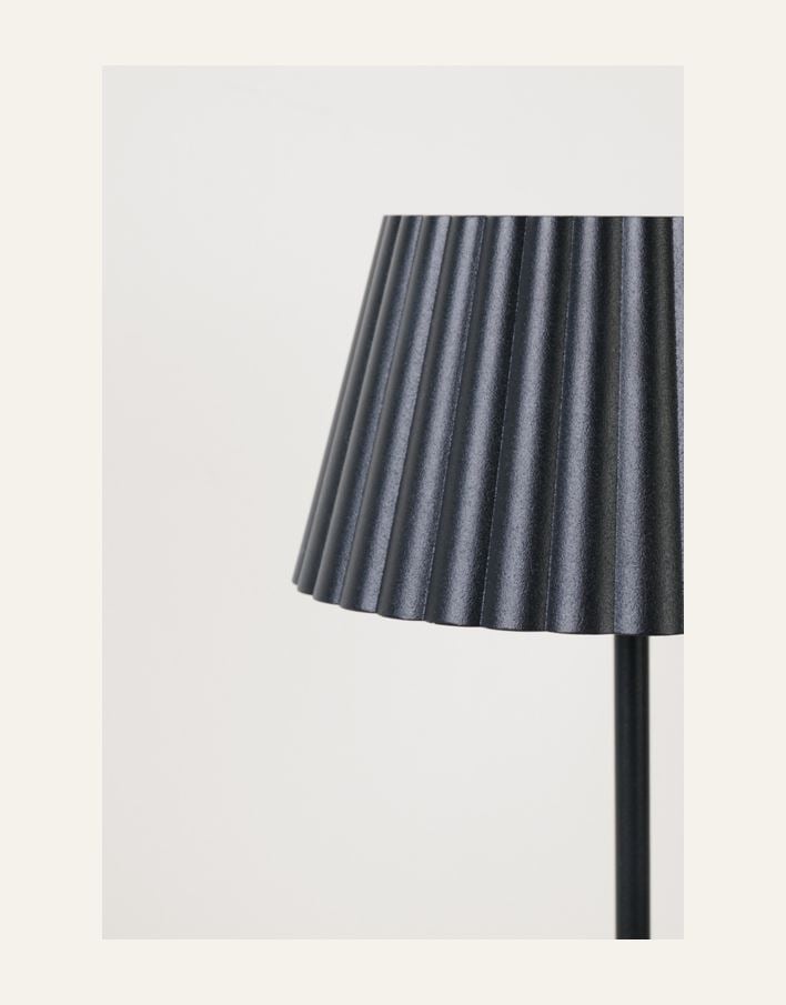 Ladattava pöytävalaisin musta - 5