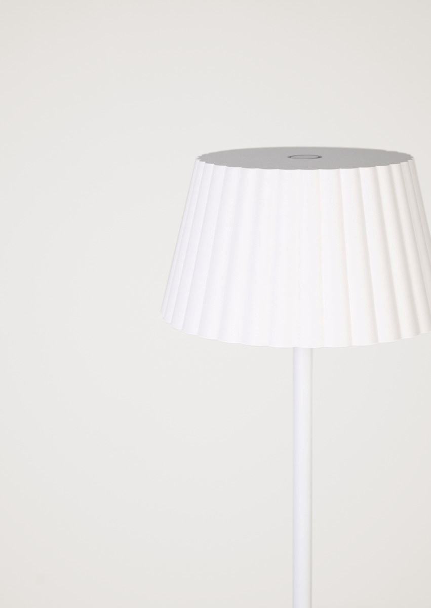 Ladattava lattiavalaisin valkoinen - 2
