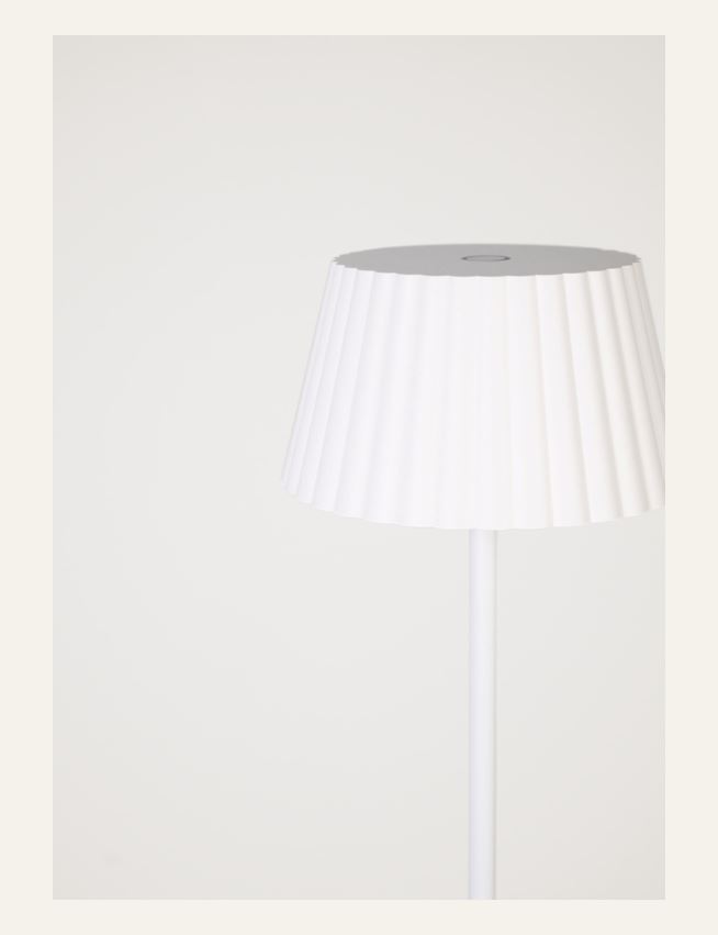 Ladattava lattiavalaisin valkoinen - 2