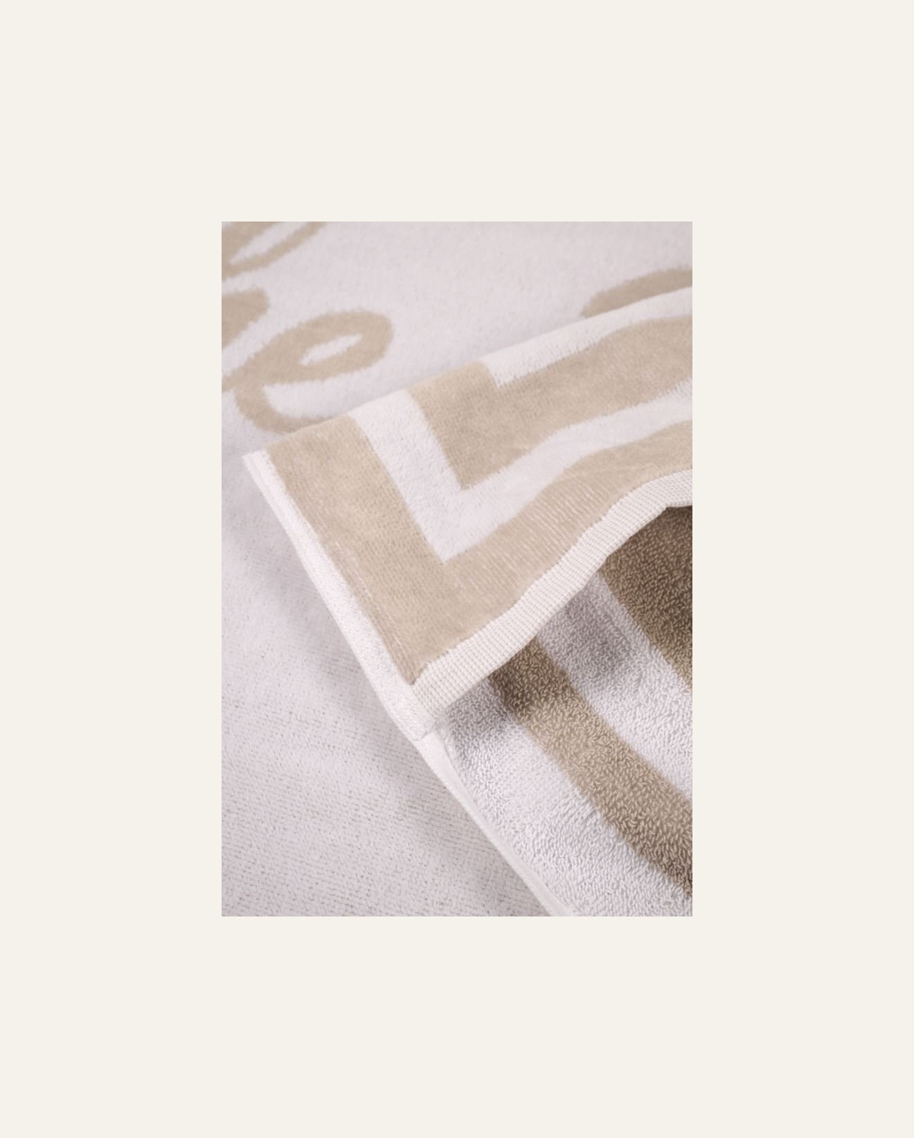 Kylpypyyhe valkoinen - 2