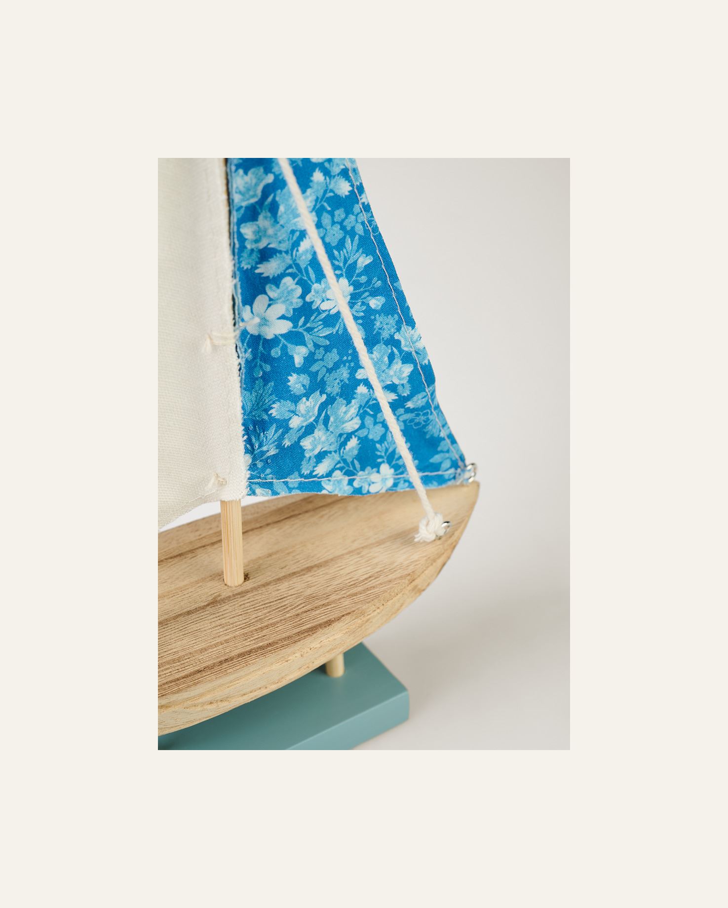 Koriste tummansininen - 2