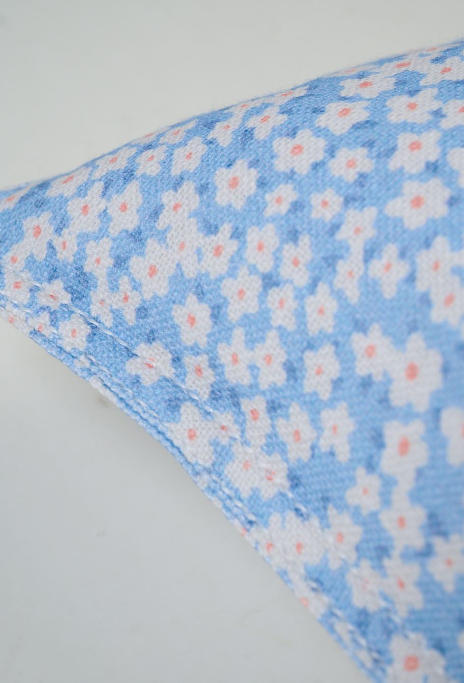 Koristetyyny moniväri - 3