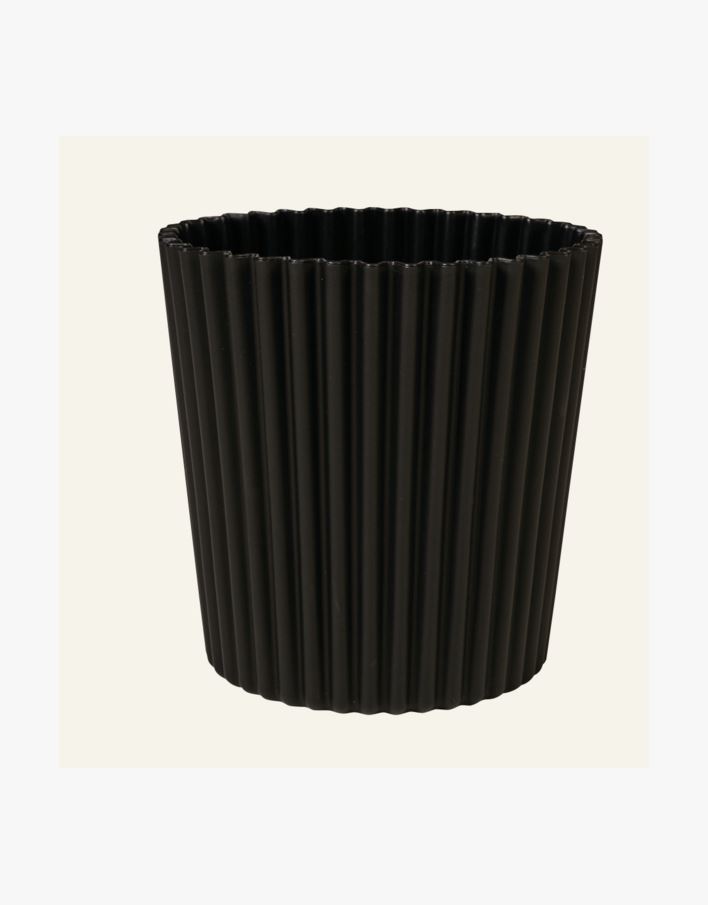 Ulkoruukku musta - 25x25x25 cm musta - 1