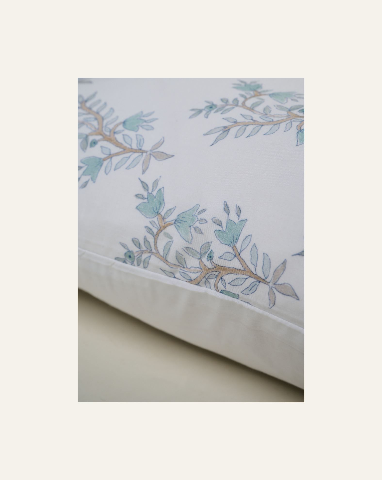 Koristetyynynpäällinen moniväri - 4