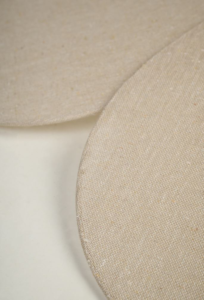 Kattovalaisin luonnonväri - 8