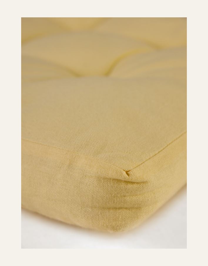 Istuintyyny keltainen - 4