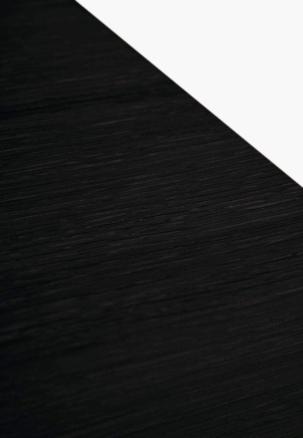 Sivupöytä musta - 2