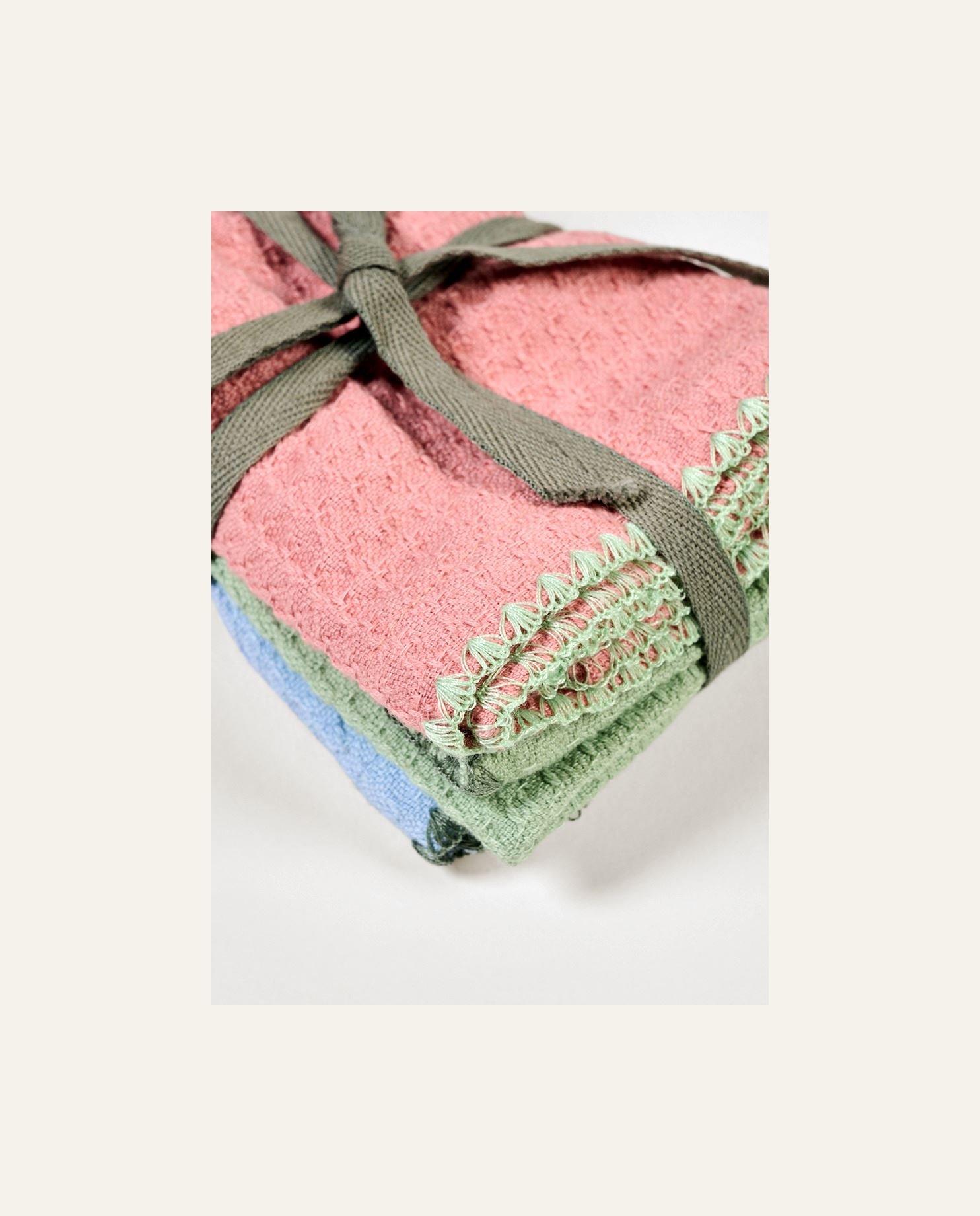 Pyyhe 3 kpl moniväri - 2