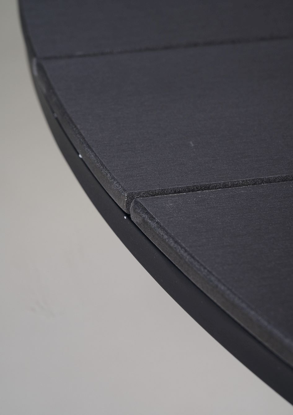 Puutarhapöytä musta - 3