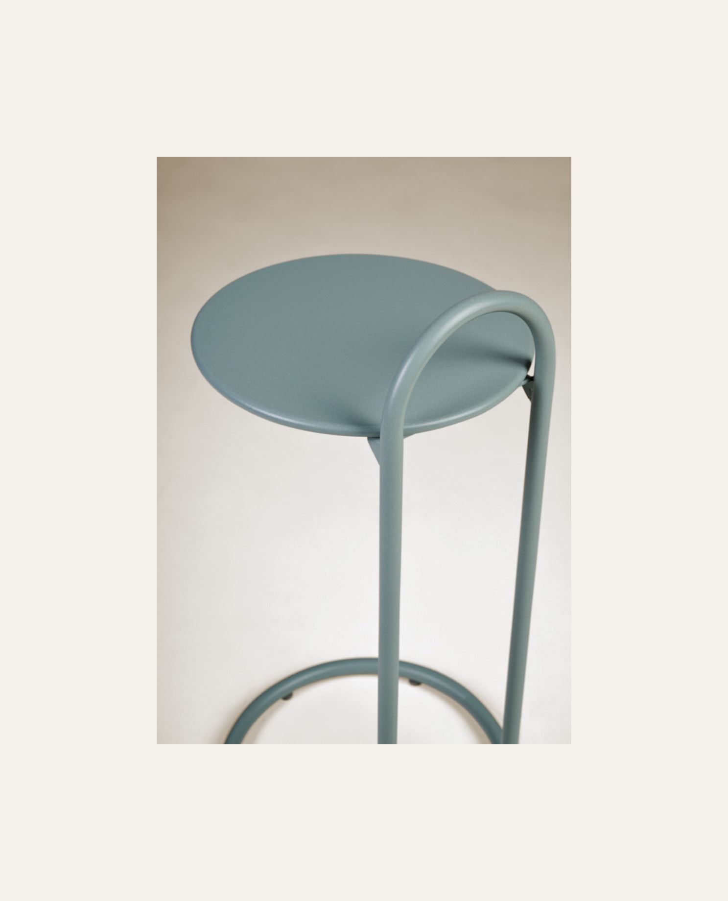 Sivupöytä harmaanvihreä - 4