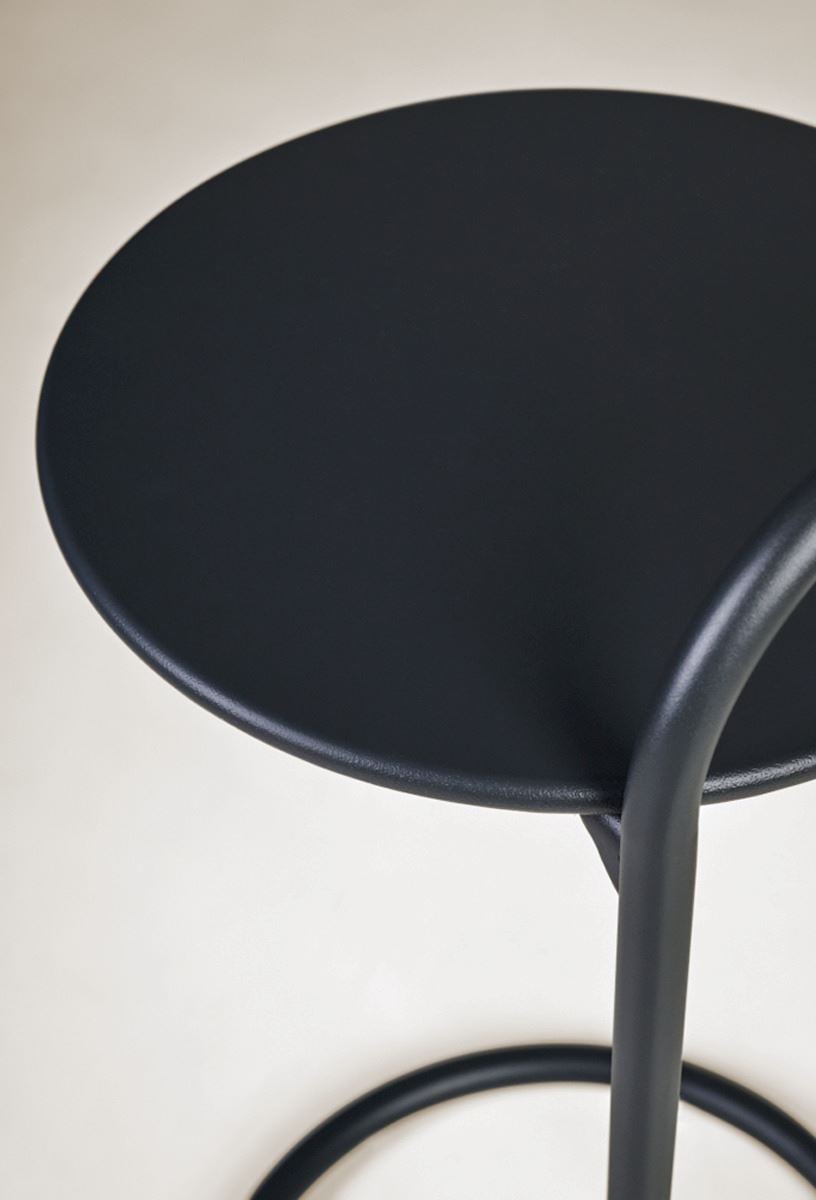 Sivupöytä musta - 4