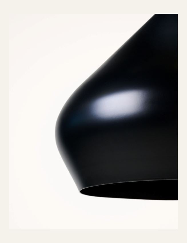 Kattovalaisin musta - 3