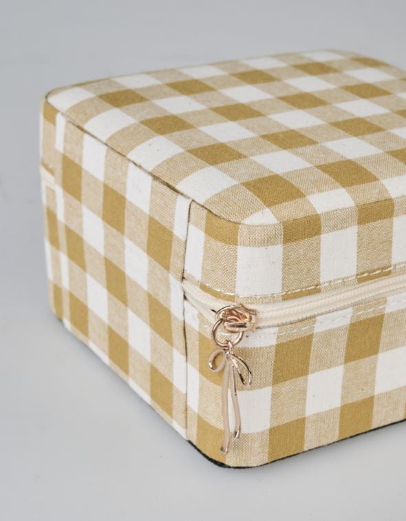 Korurasia vetoketjulla curry - 3