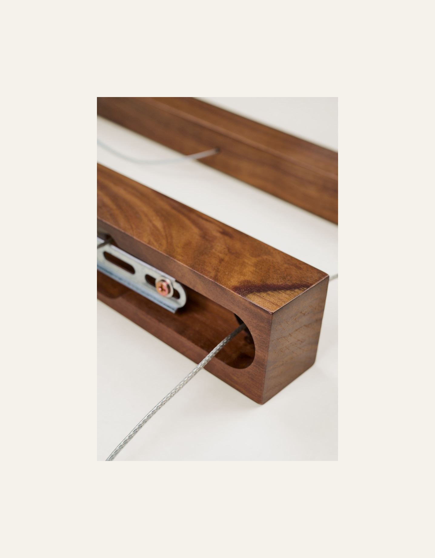 Kattovalaisin ruskea - 4