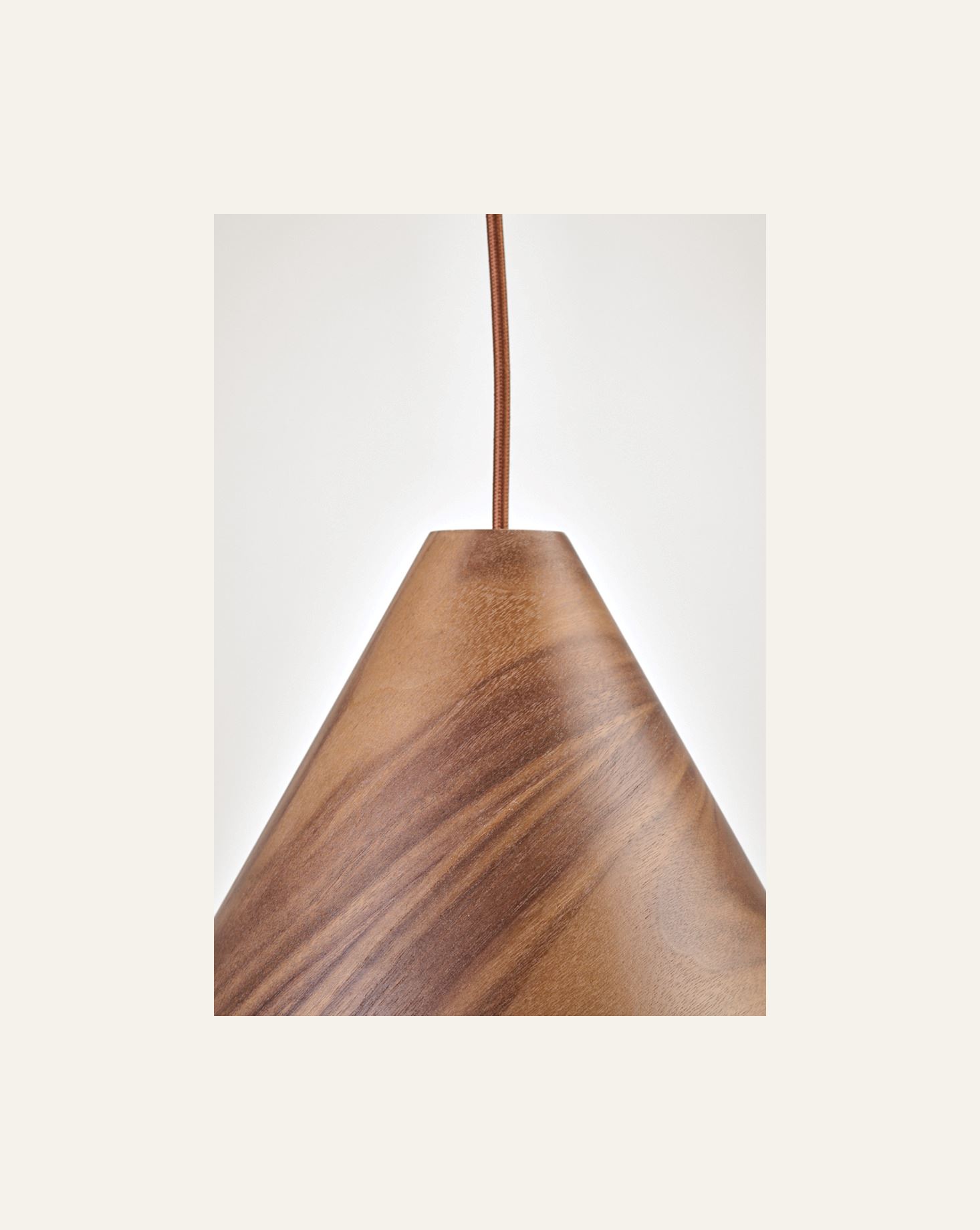 Kattovalaisin ruskea - 5