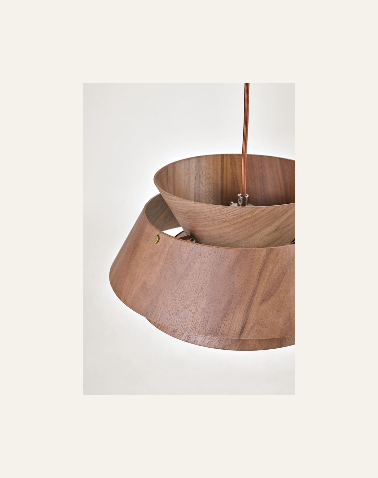 Kattovalaisin ruskea - 5