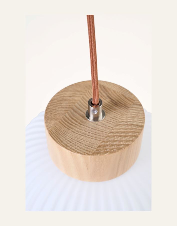 Kattovalaisin luonnonväri - 4