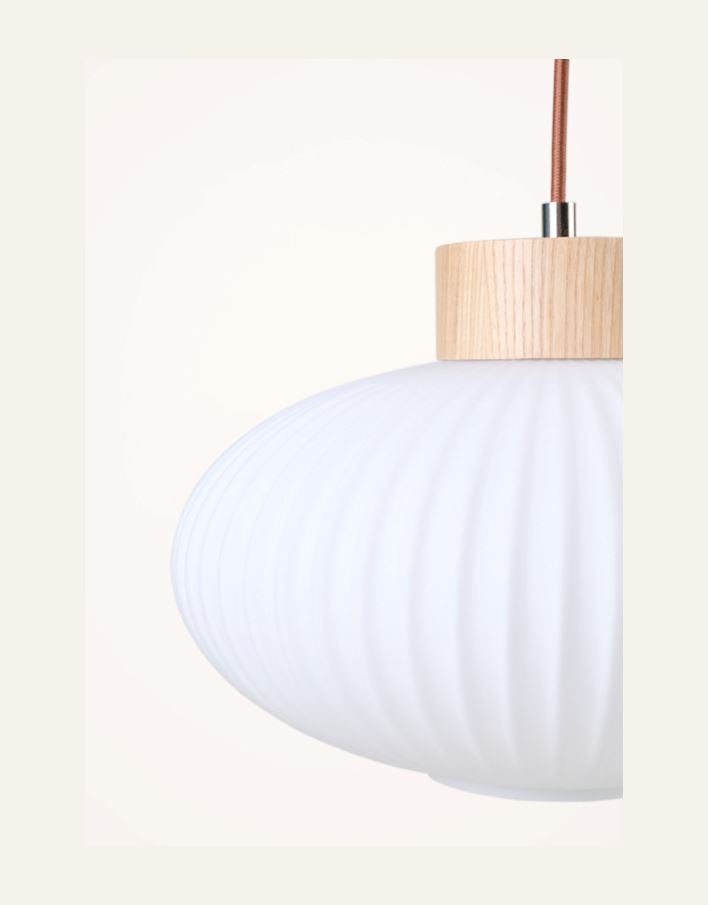 Kattovalaisin luonnonväri - 4